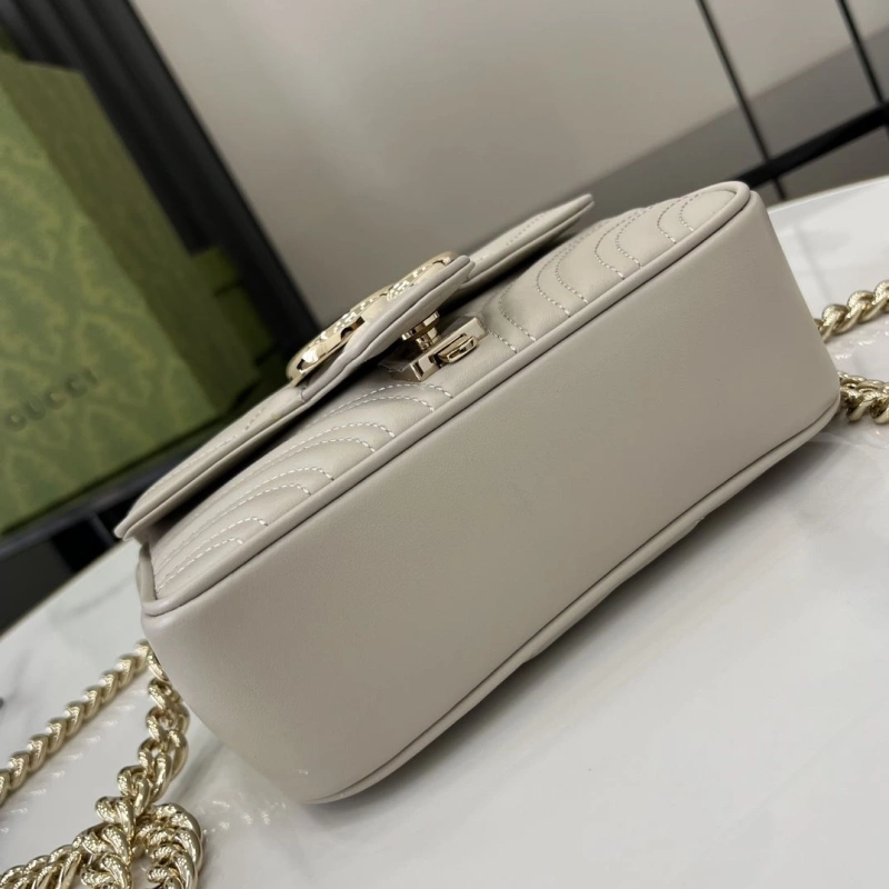Gvc*1 top handle bags 4094b-0745