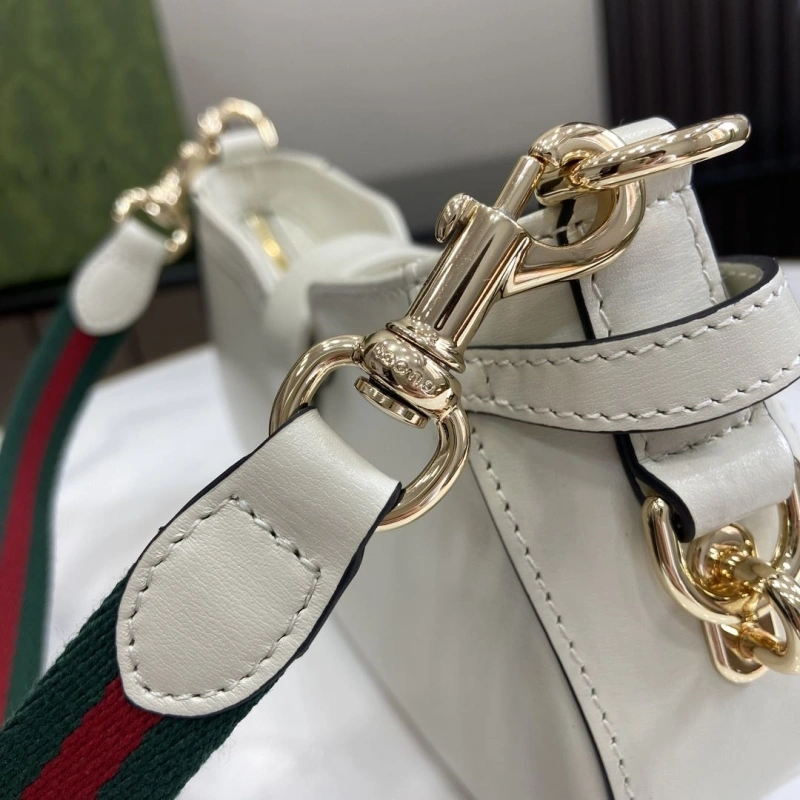 Gvc*1 satchel bags 4094b-0757