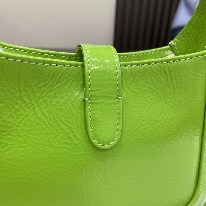 Gvc*1 satchel bags 4094f-0253