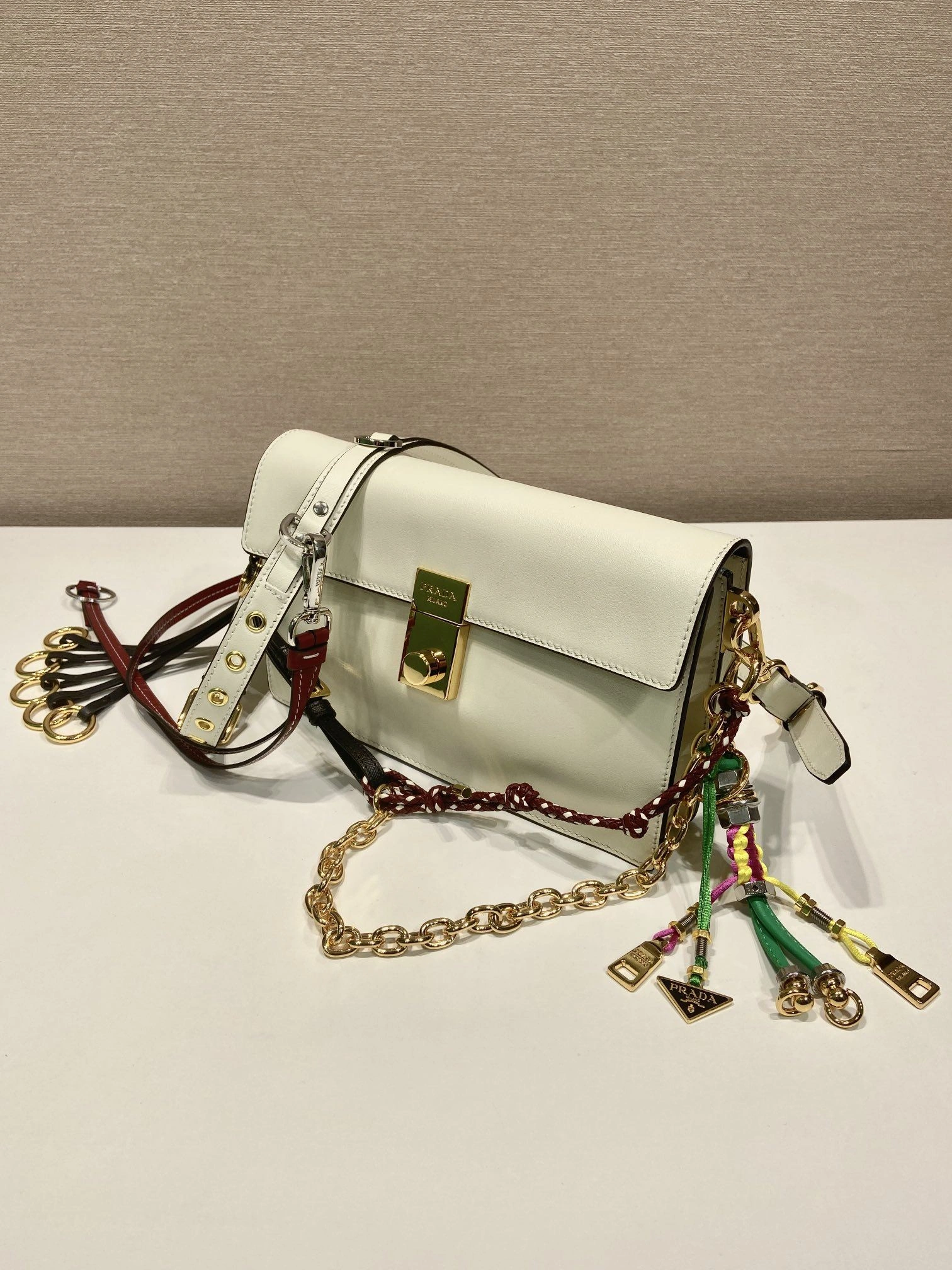 Pra*a satchel bags 4099a-0001