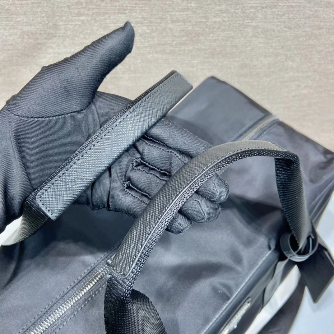 Pra*a travel bags 4099a-0185