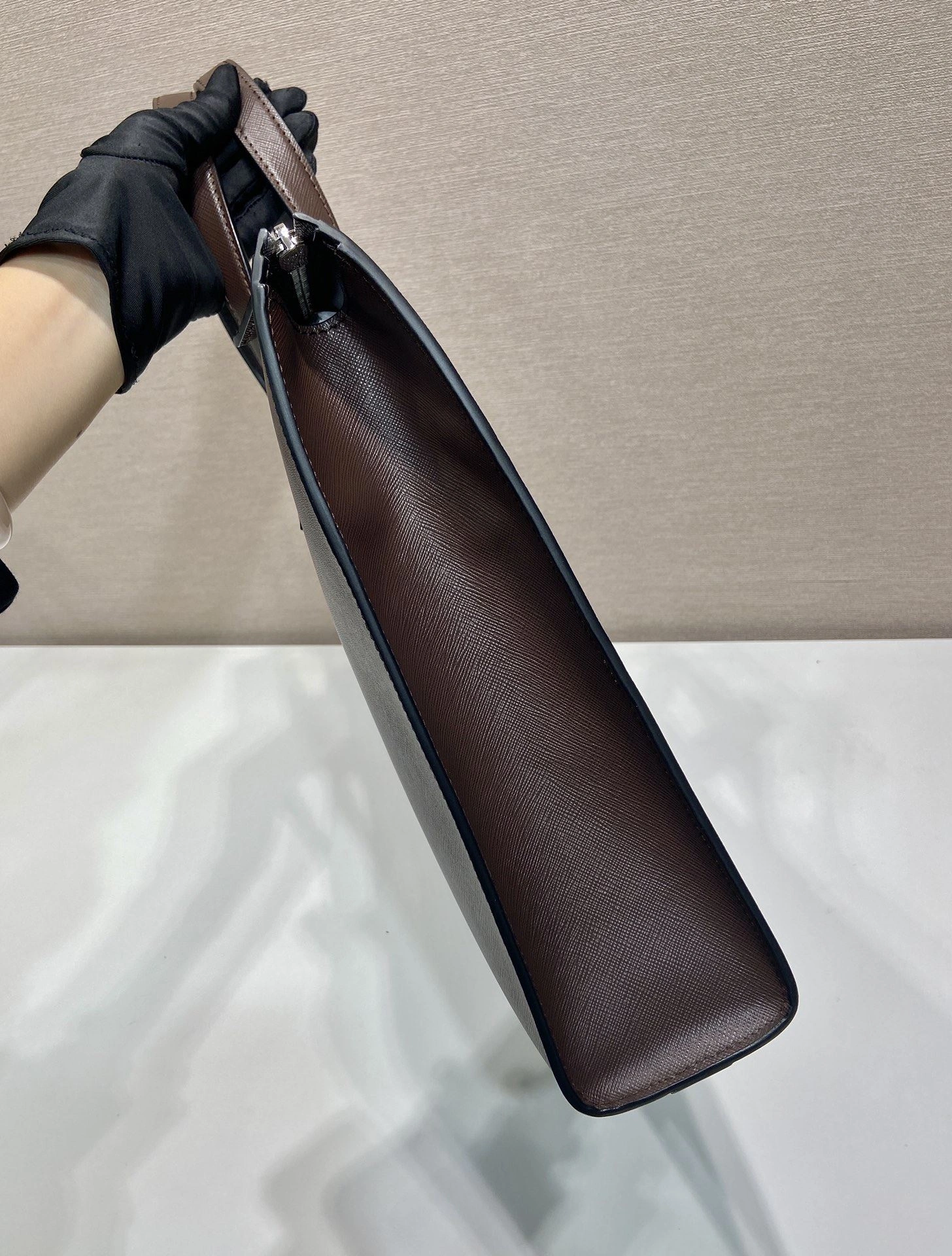 Pra*a briefcase 4099a-0681