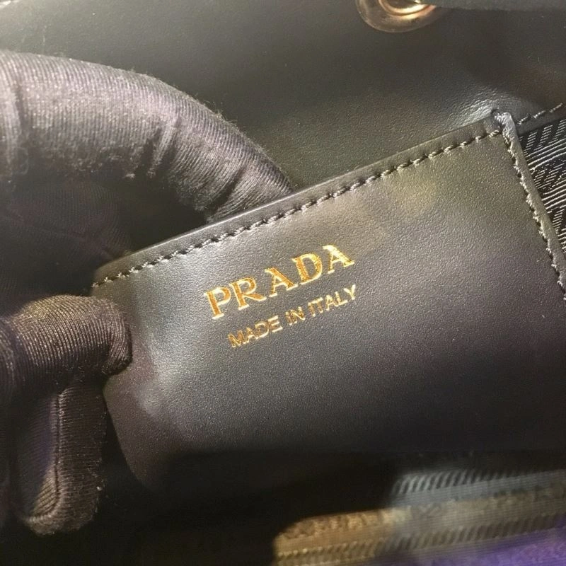 Pra*a bucket bags 4099g-0067