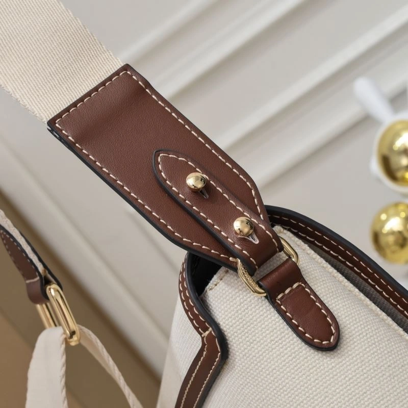 Bv*b*rry satchel bags 4101c-2761