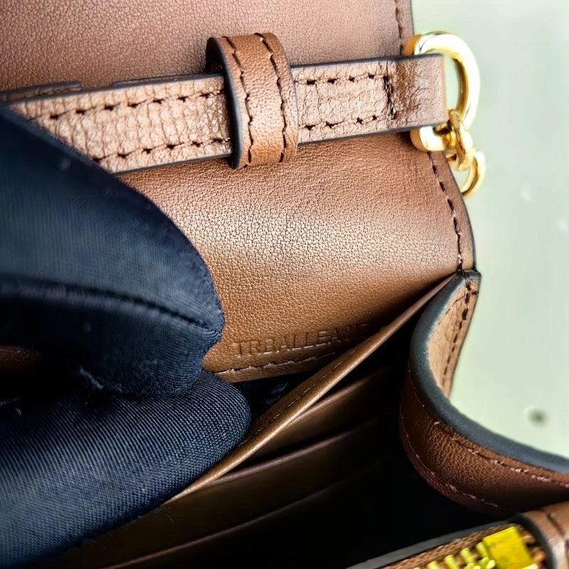 Bv*b*rry satchel bags 4115-0049