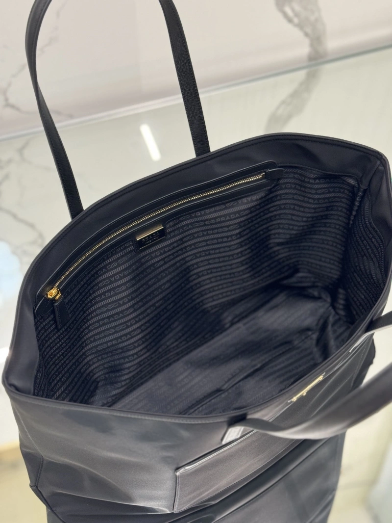 Pra*a shopping bags 4135c-0028