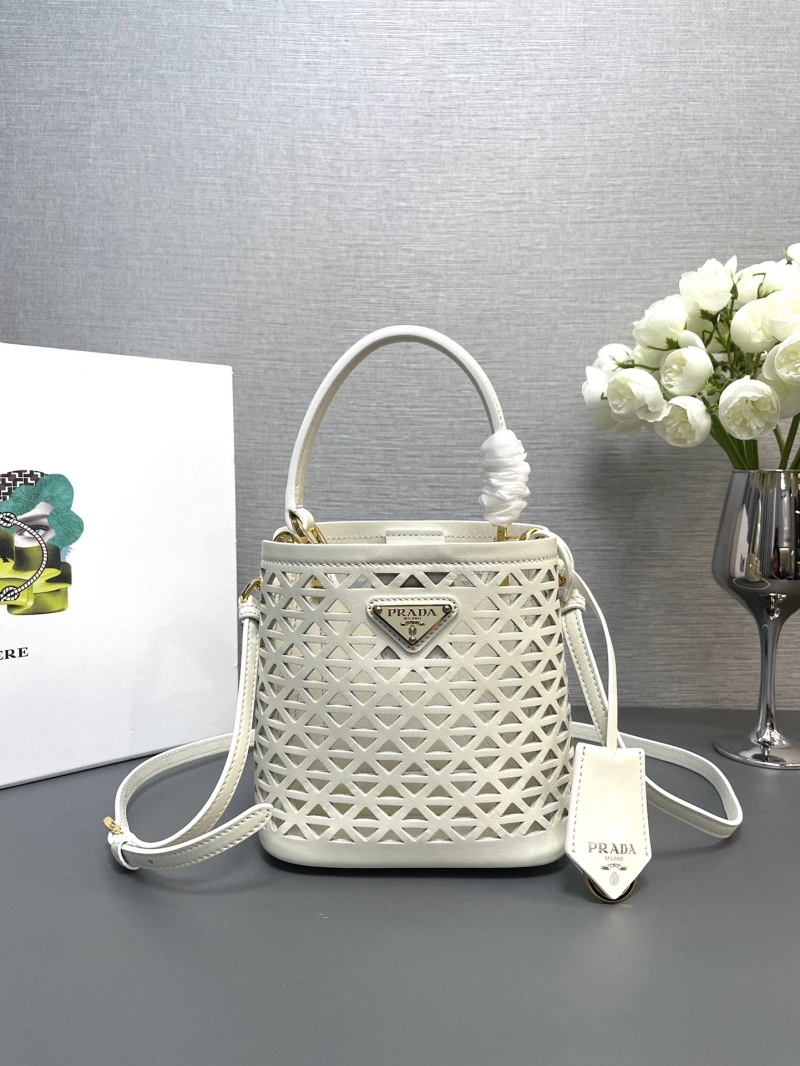 Pra*a shopping bags 4135c-0054