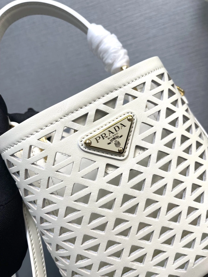 Pra*a shopping bags 4135c-0054