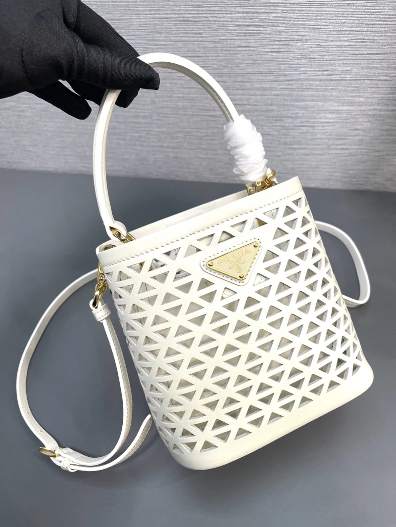 Pra*a shopping bags 4135c-0054