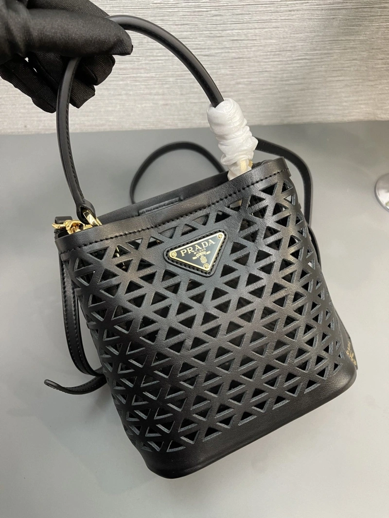 Pra*a shopping bags 4135c-0056