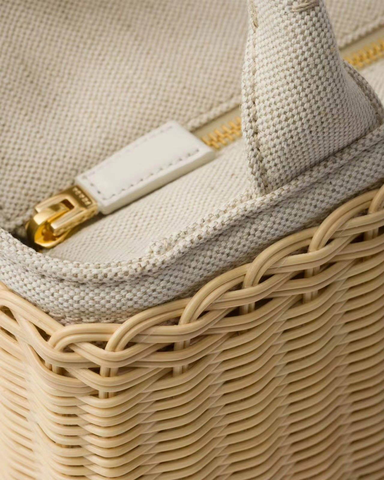 Pra*a shopping bags 4135d-0075