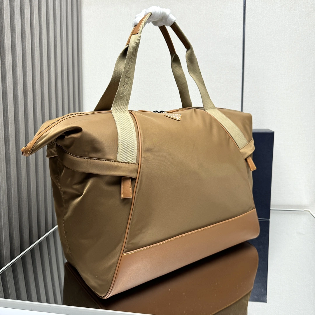 Pra*a travel bags 4135d-0092