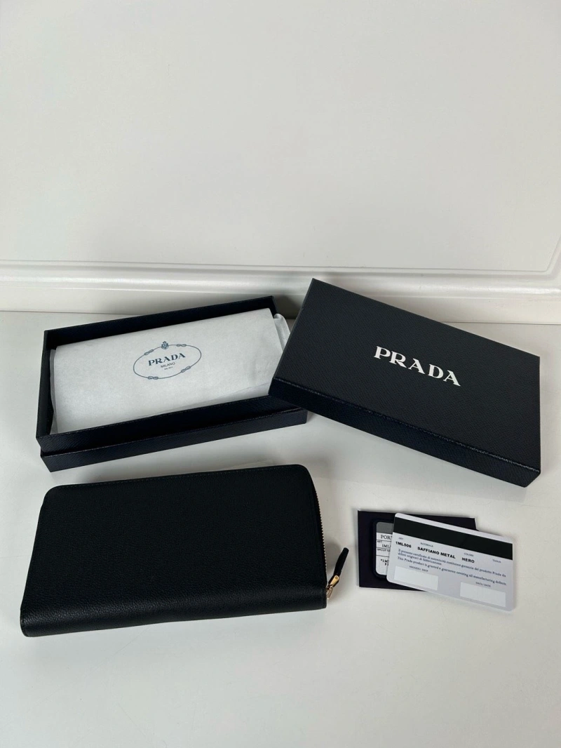 Pra*awallets 4135f-0081