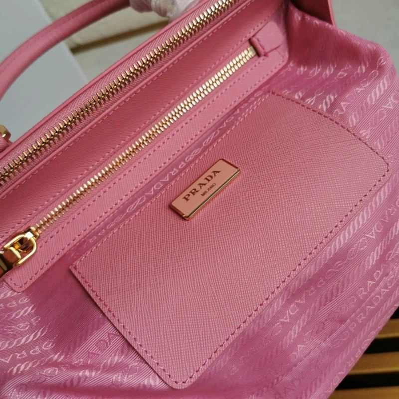 Pra*a shopping bags 4137c-0054