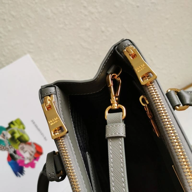 Pra*a shopping bags 4137c-0055