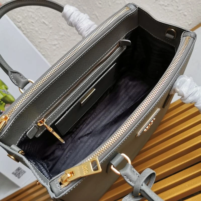 Pra*a shopping bags 4137c-0055