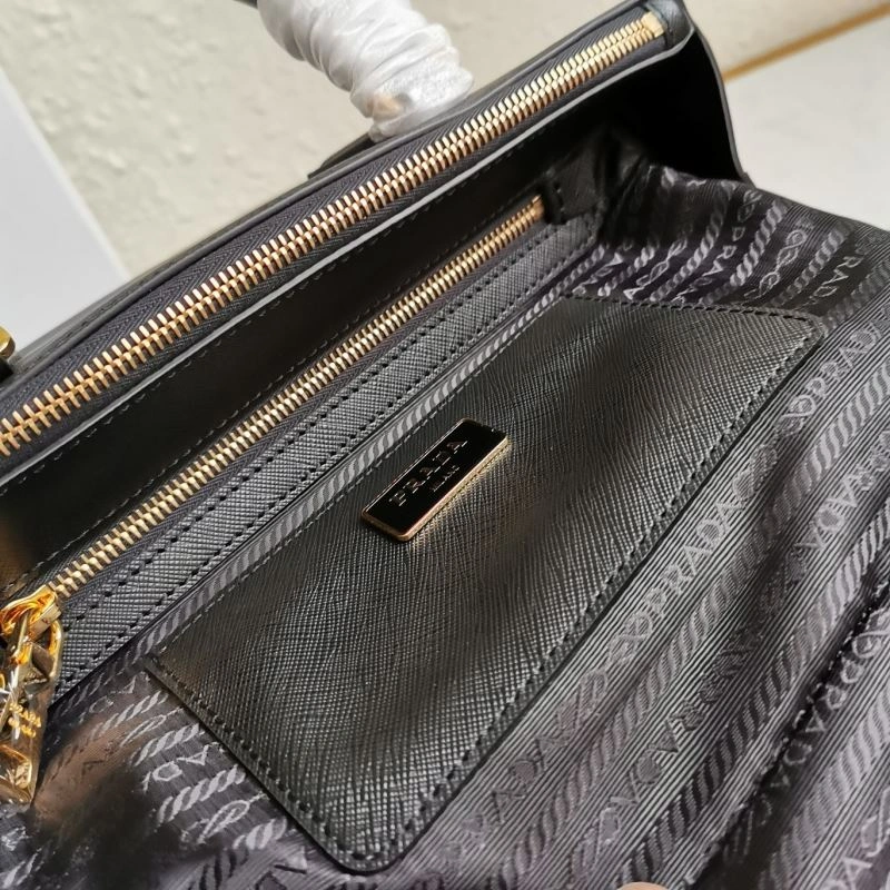 Pra*a shopping bags 4137c-0056