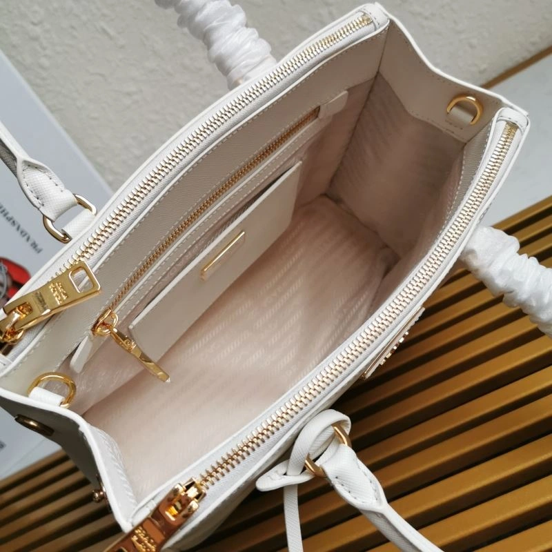 Pra*a shopping bags 4137c-0059