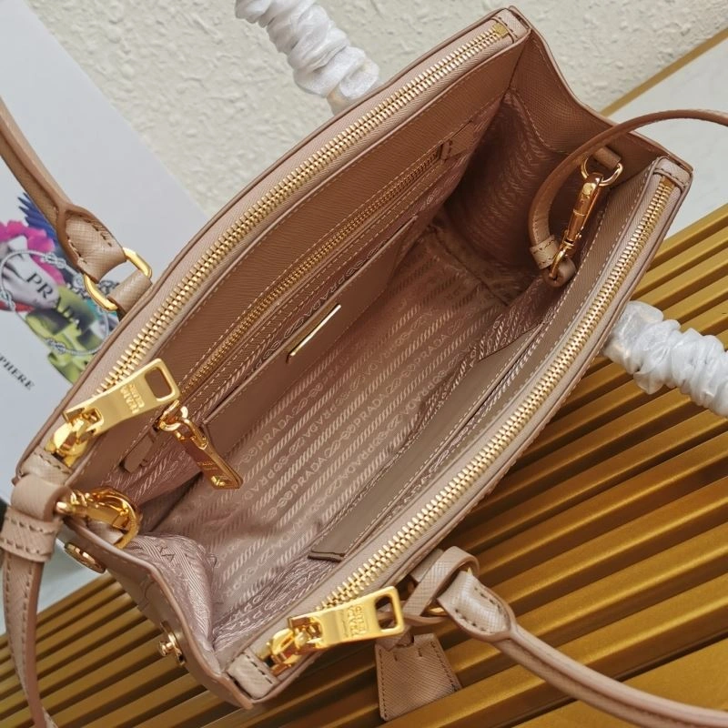 Pra*a shopping bags 4137c-0061