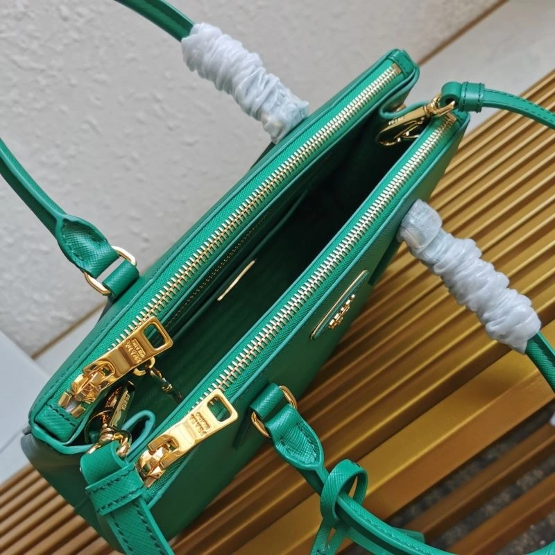 Pra*a shopping bags 4137c-0062