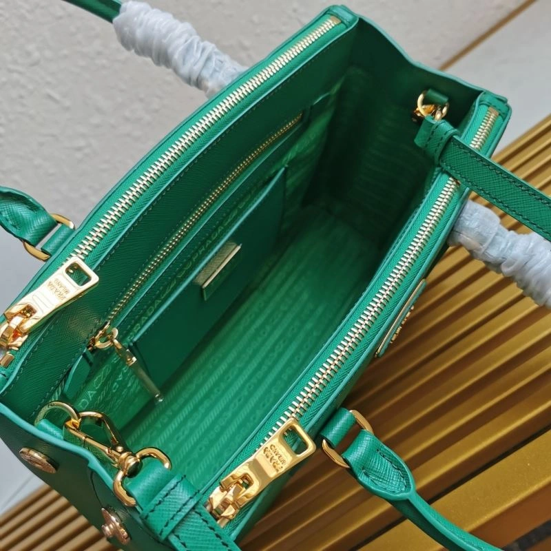 Pra*a shopping bags 4137c-0062
