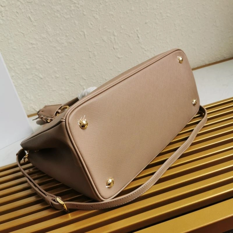 Pra*a shopping bags 4137c-0066