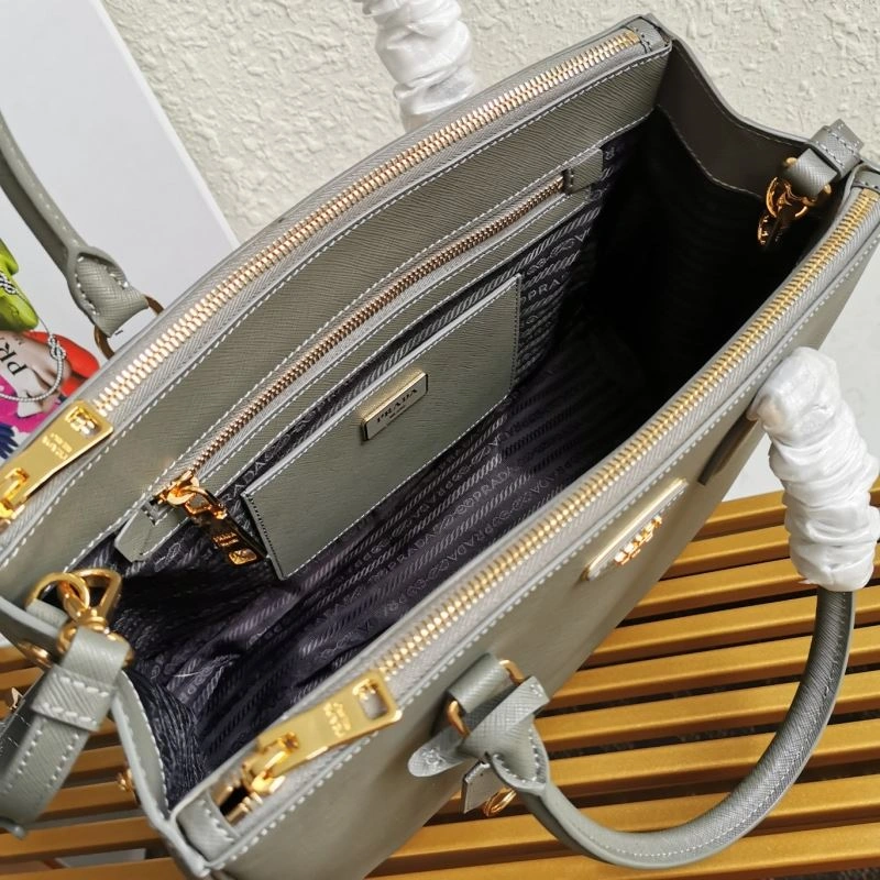 Pra*a shopping bags 4137c-0071