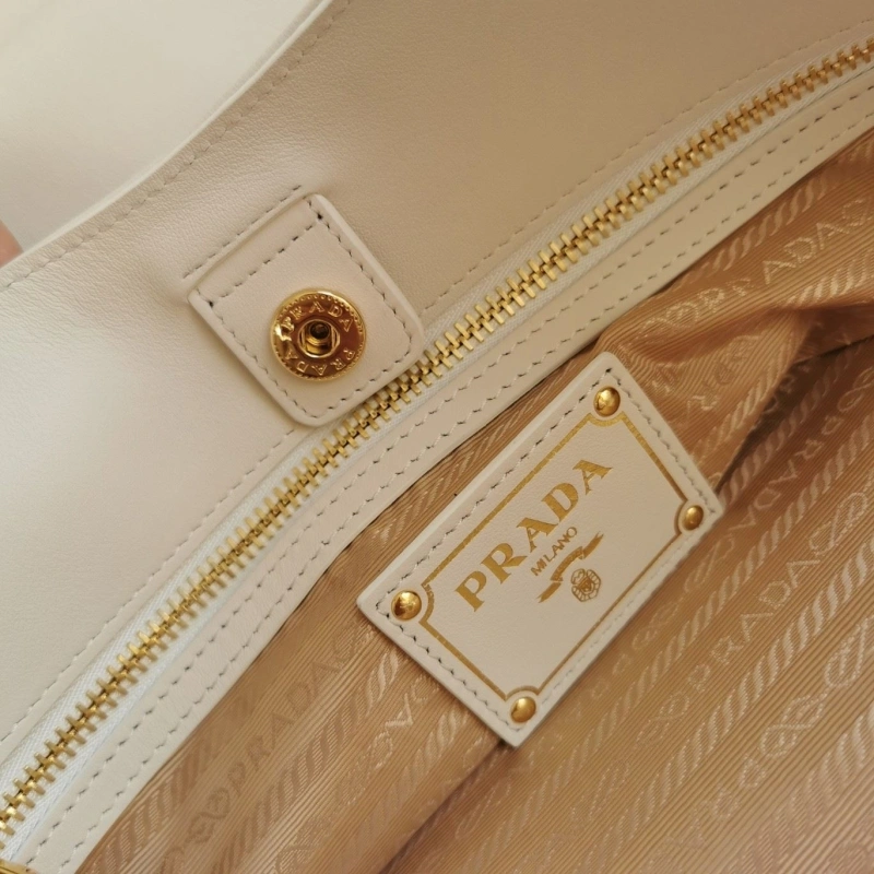 Pra*a shopping bags 4137d-0056