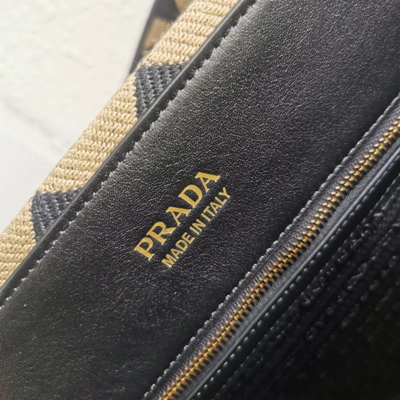 Pra*a shopping bags 4137d-0173