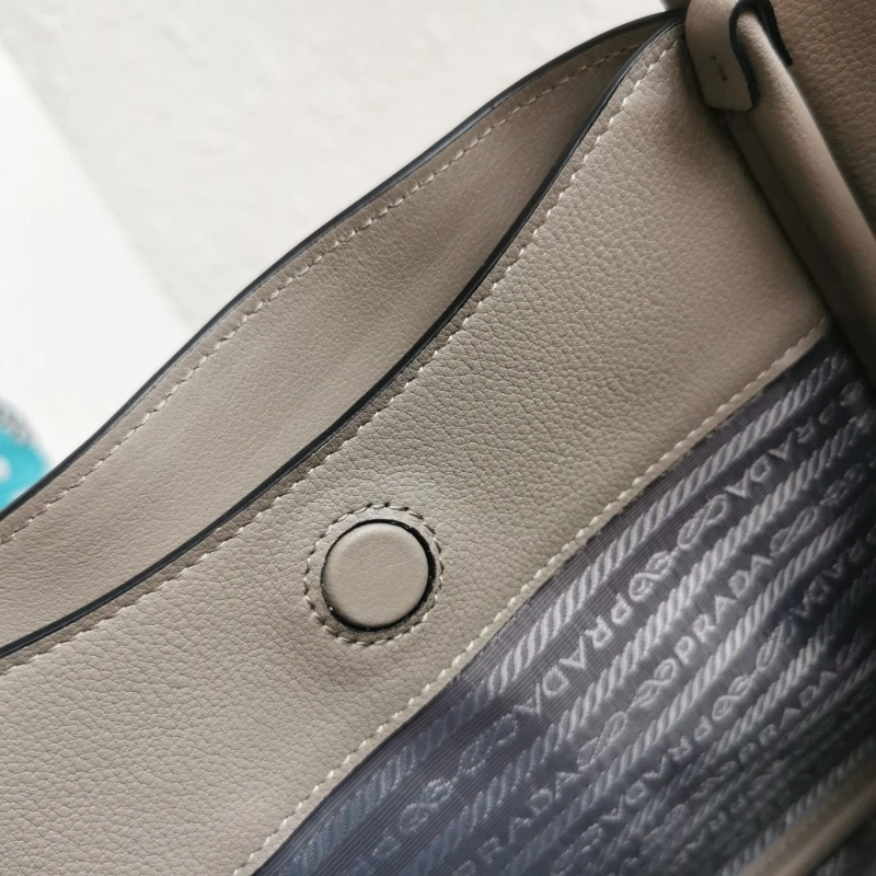 Pra*a shopping bags 4137g-0037