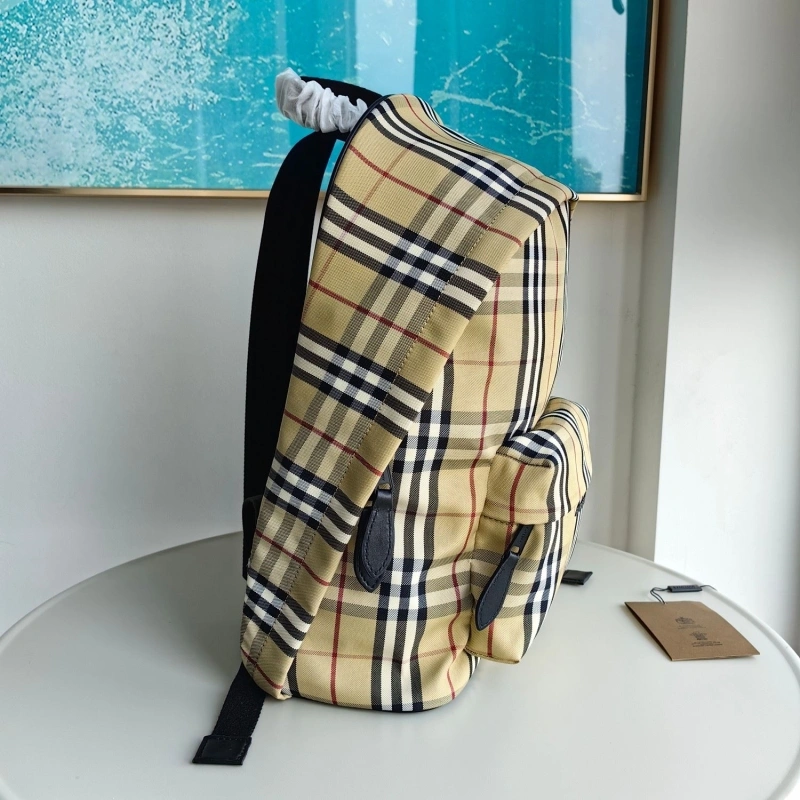 Bv*b*rry backpacks 4140-0145