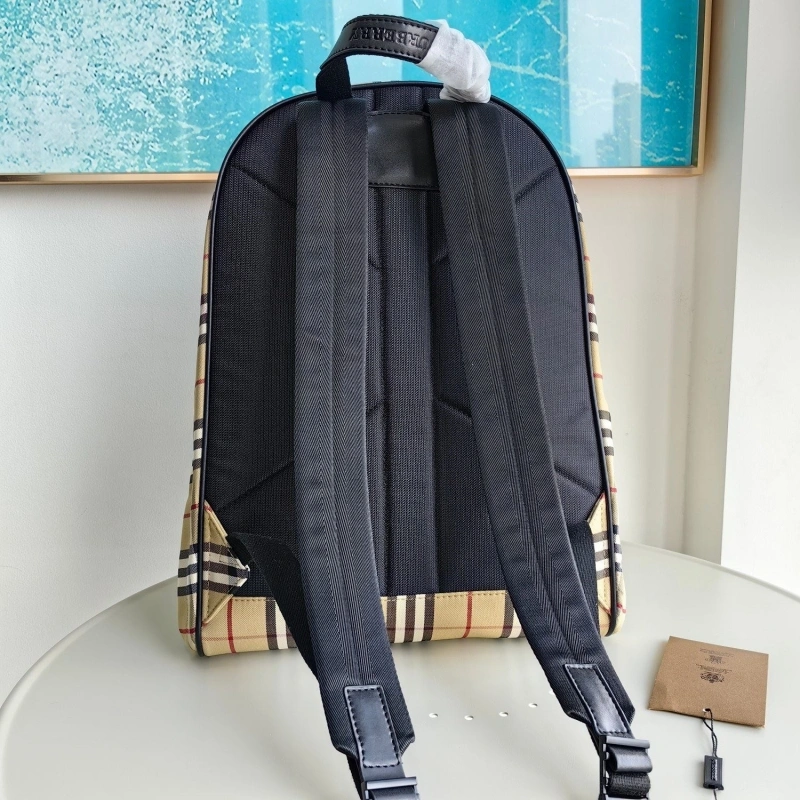 Bv*b*rry backpacks 4140-0145