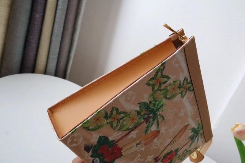 LV Clutch Bags 4178A-0018