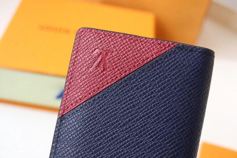 LV Wallets 4178A-0031