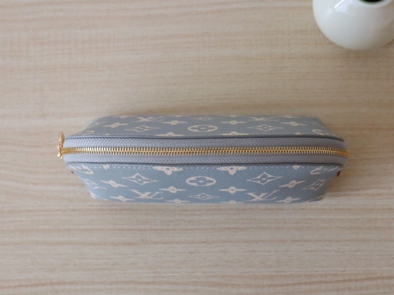 LV Clutch Bags 4178A-0063