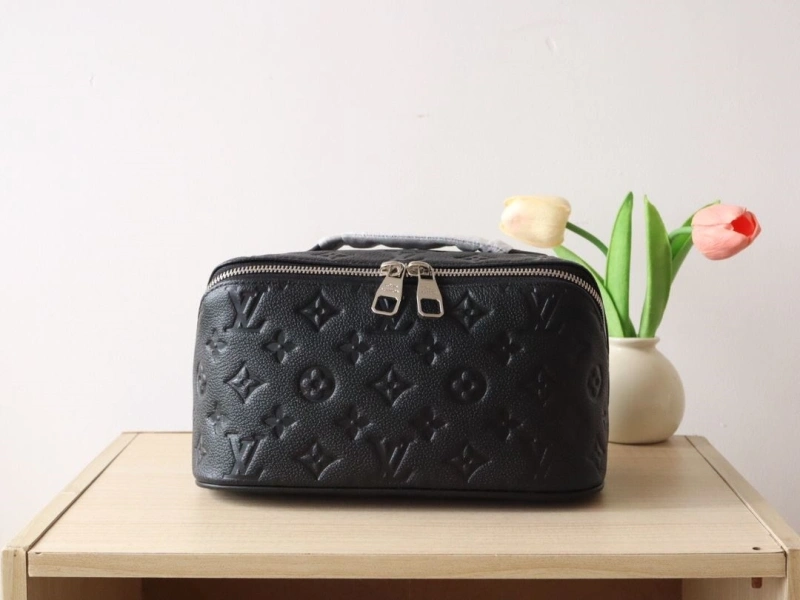 LV Cosmetic Bags 4178A-0067