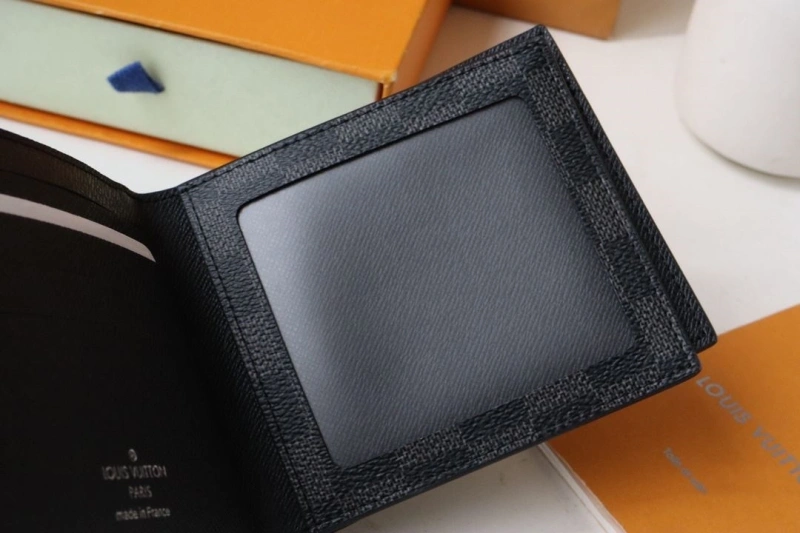 LV Wallets 4178A-0166