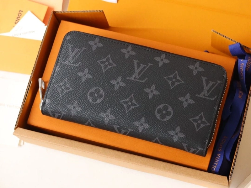 LV Wallets 4178A-0186