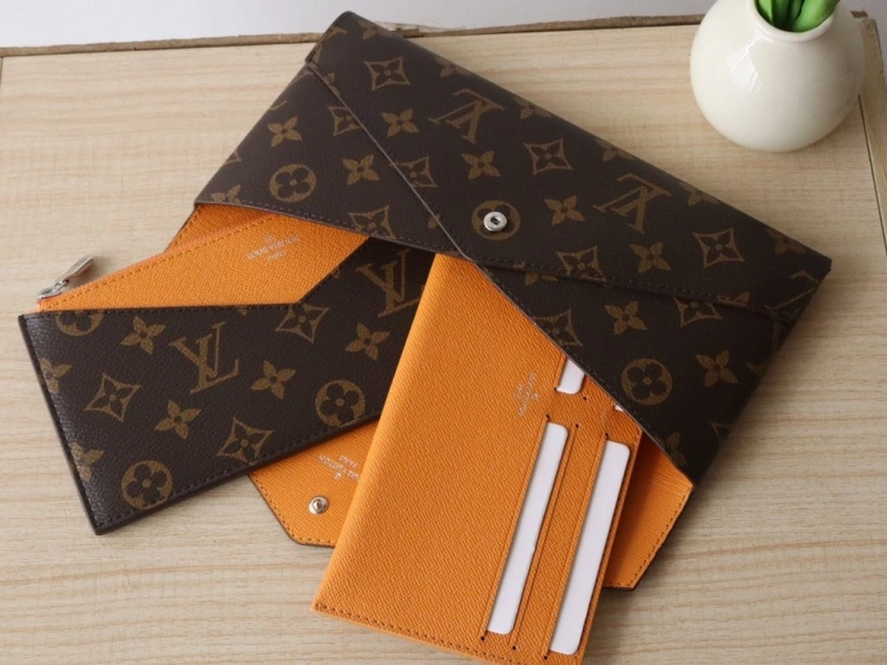 LV Clutch Bags 4178A-0207