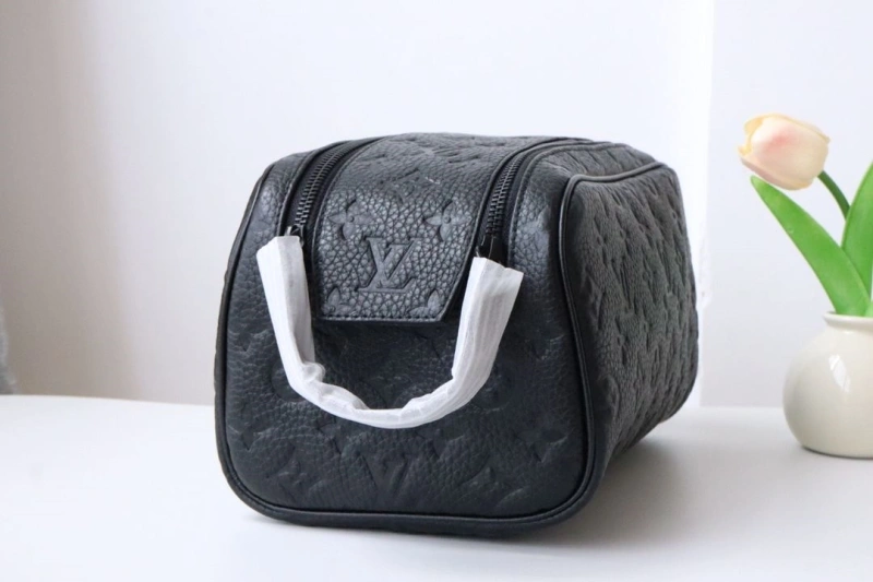 LV Cosmetic Bags 4178A-0262