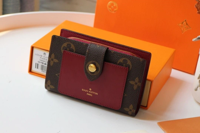 LV Wallets 4178A-0269