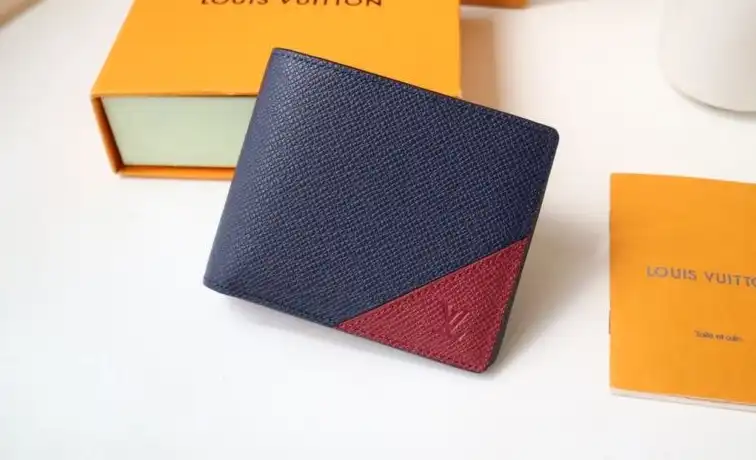 LV Wallets 4178D-0037