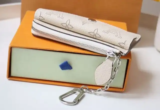 LV Wallets 4178D-0092