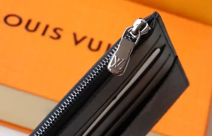 LV Wallets 4178D-0104