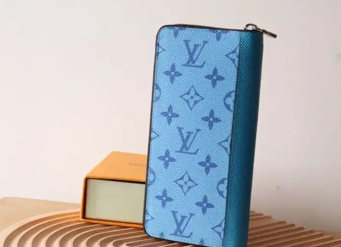LV Wallets 4178D-0187