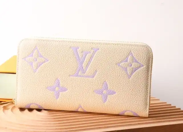 LV Wallets 4178F-0004