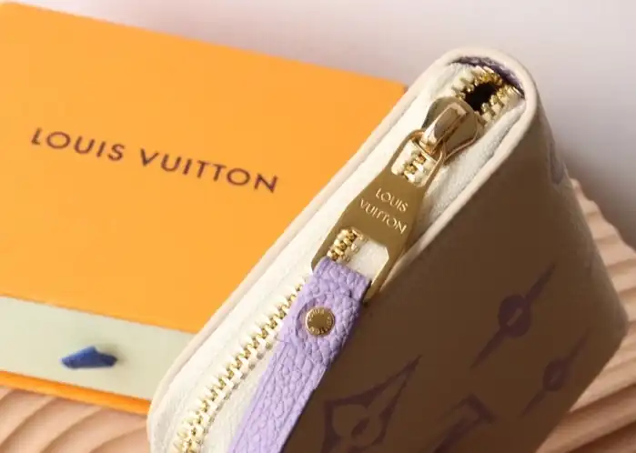 LV Wallets 4178F-0004