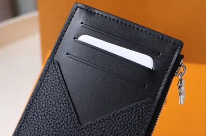 LV Wallets 4178F-0017