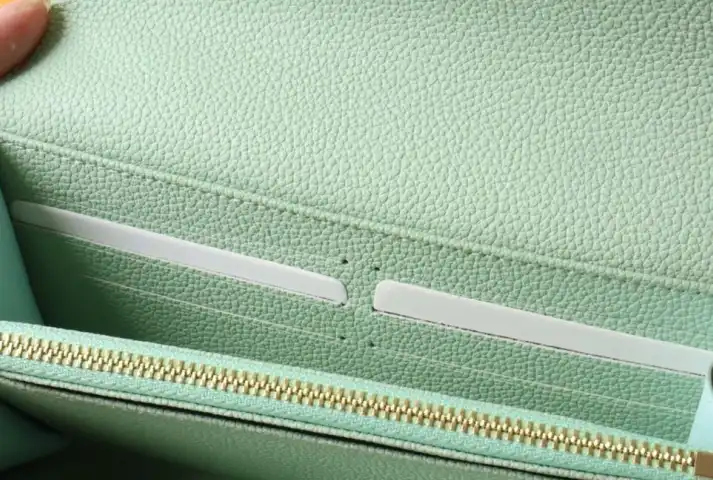 LV Wallets 4178F-0047