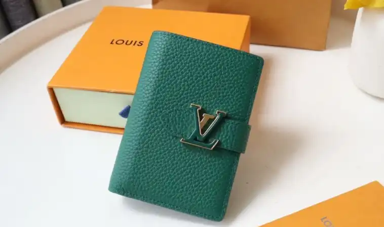 LV Wallets 4178F-0058